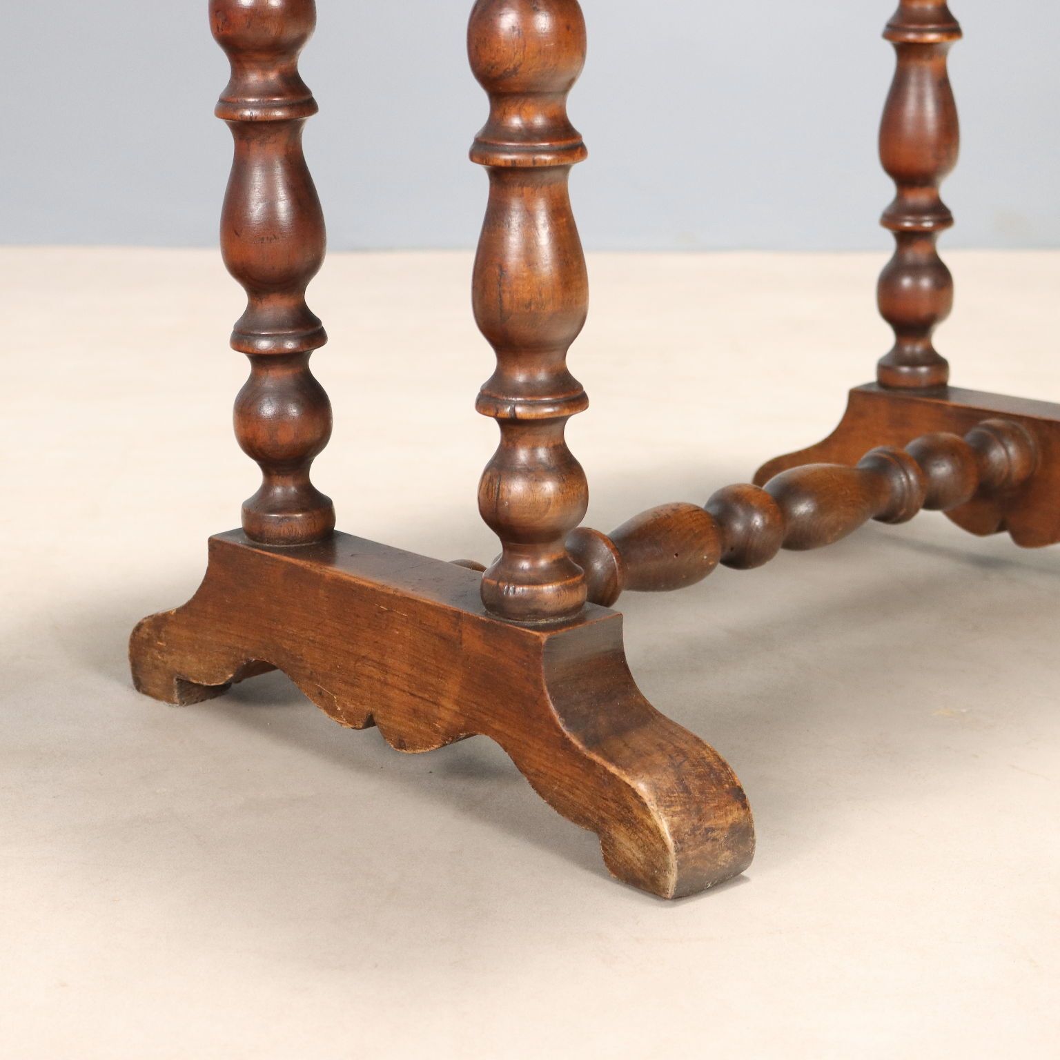 photo furniture Antique Sewing Table Walnut Cherrywood XIX Century