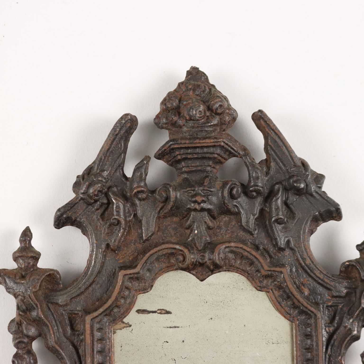 Neo Renaissance metalen lijsten Europa 19e eeuw 20e eeuw photo for sale