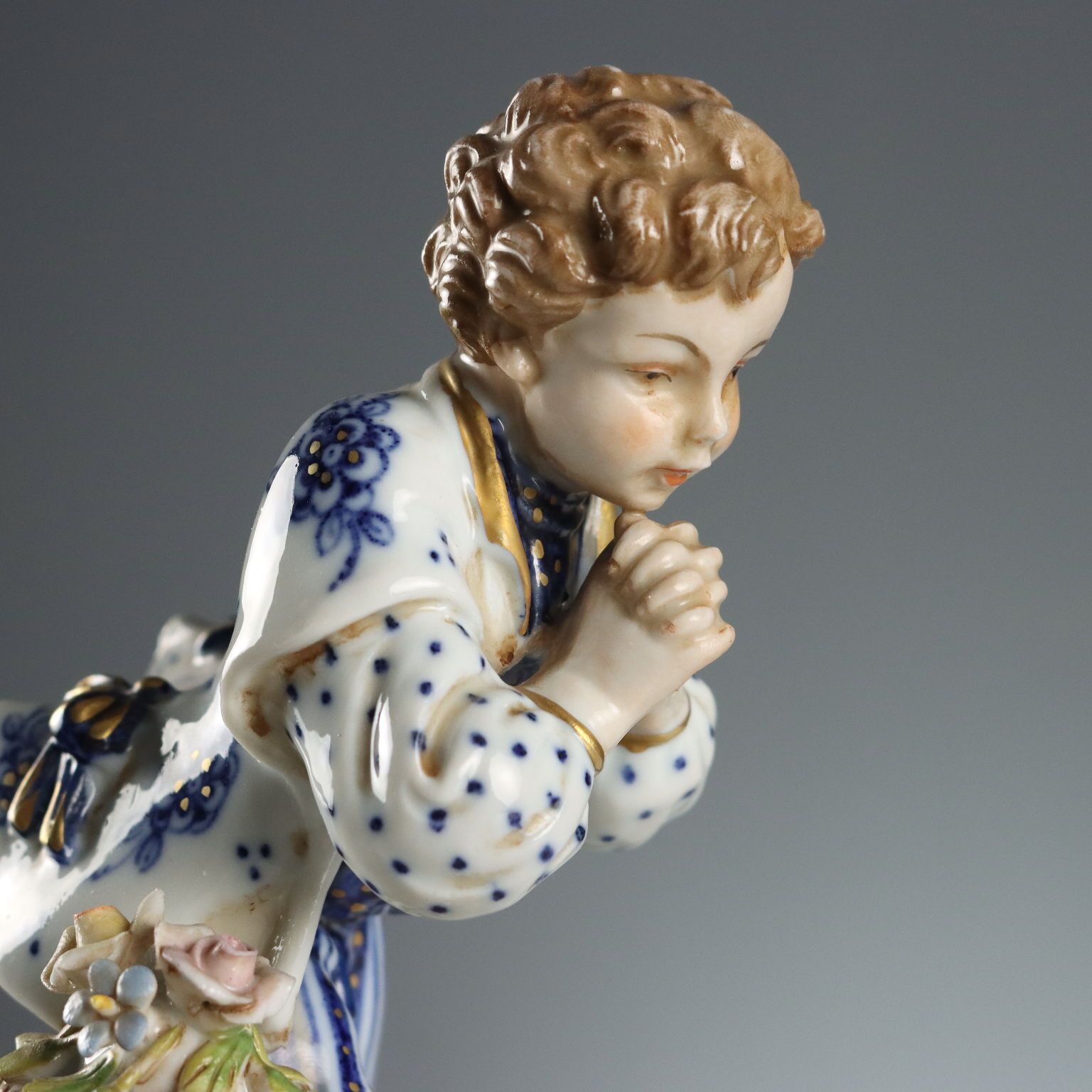 Antieke beeldjes Capodimonte porselein Italië 20e eeuw photo buy