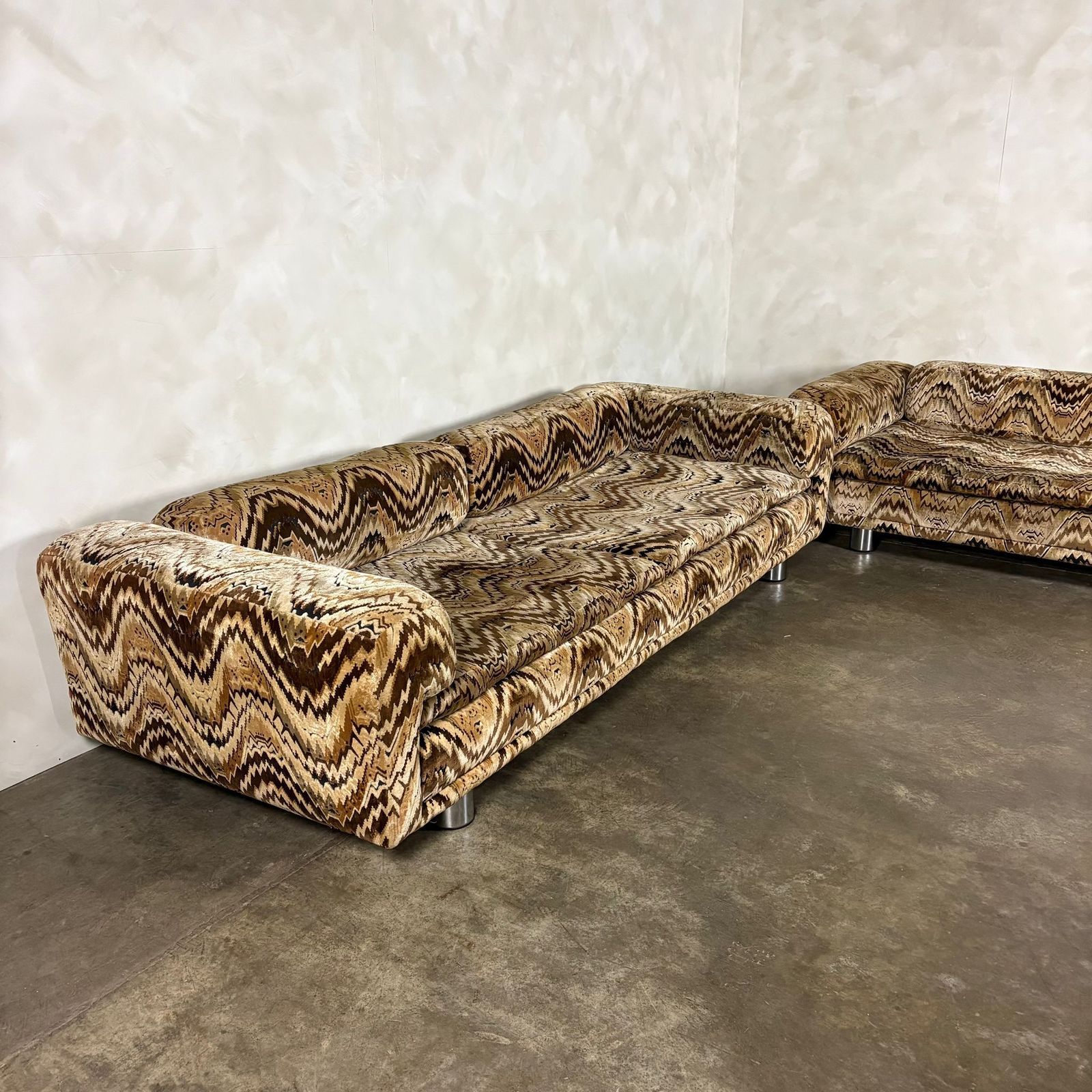 photo vintage Howard Keith Original Diplomat Three Seater Sofa By Hk London Diplomat Mid Century Retro Mcm