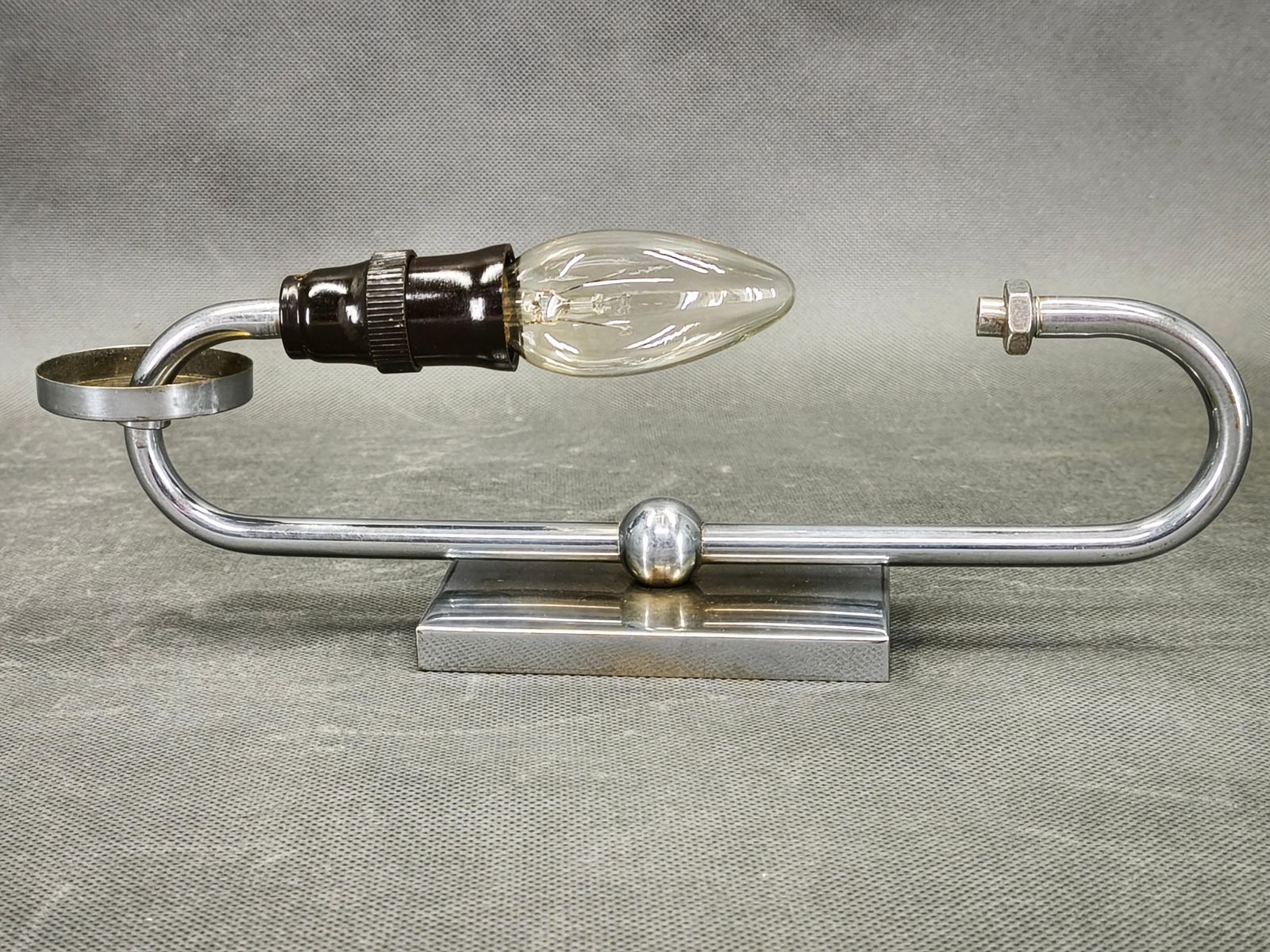 Tsjechische art deco wandlamp van chroom en champagneglas, jaren 1930 photo buy