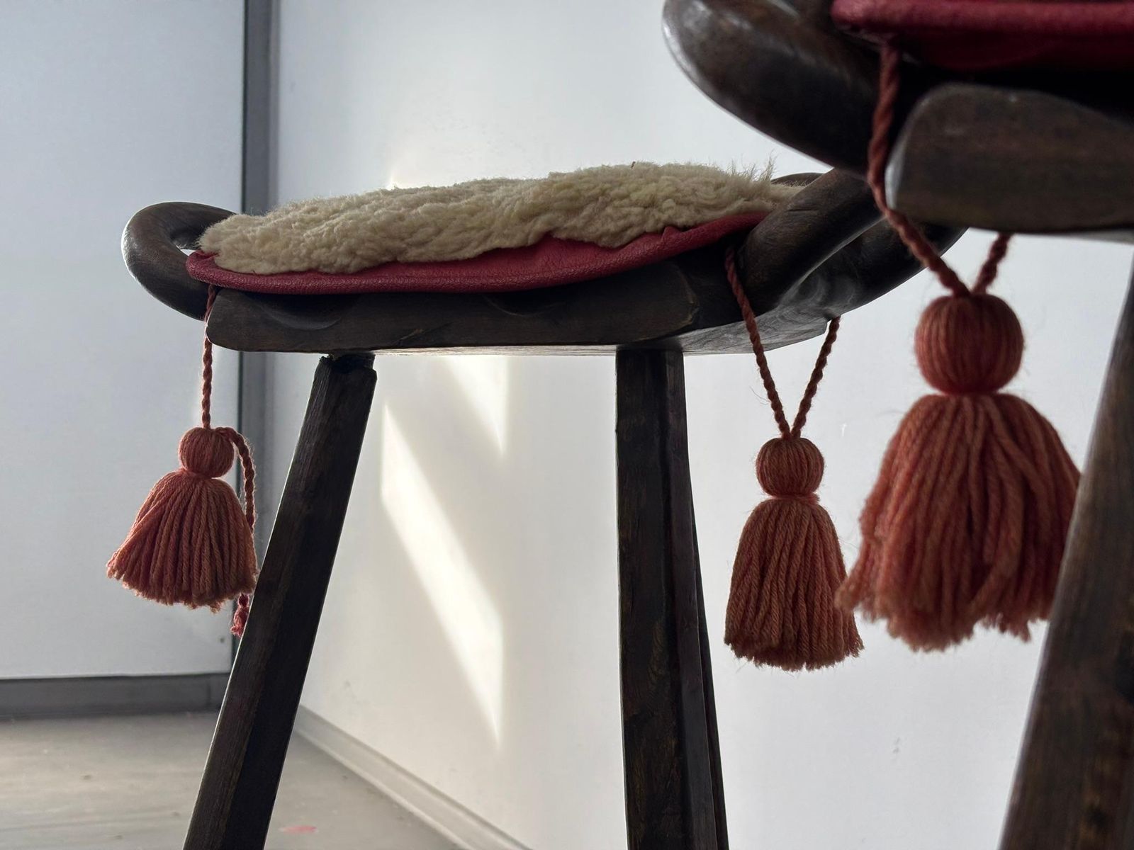 photo vinterior Set Of 2 Vintage Brutalist Marbella Stools By Sergio Rodrigues