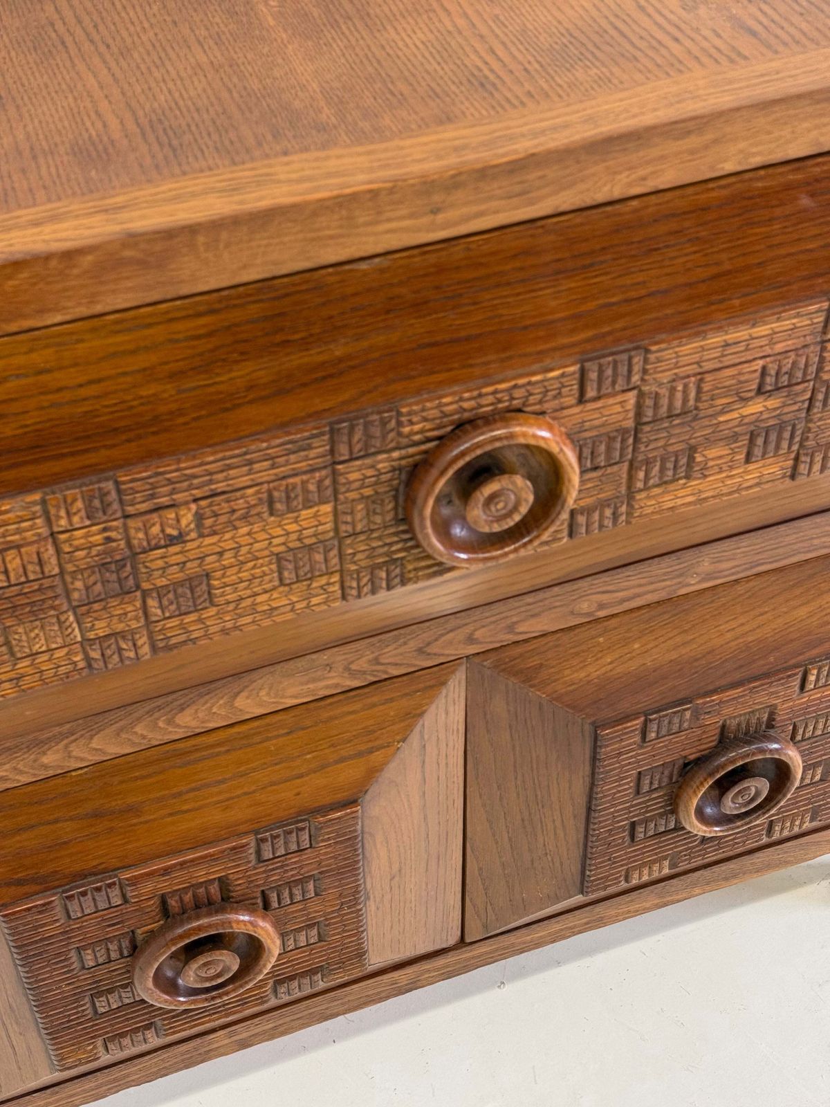 photo vintage Italian Art Deco Cabinet By Guglielmo Pecorini