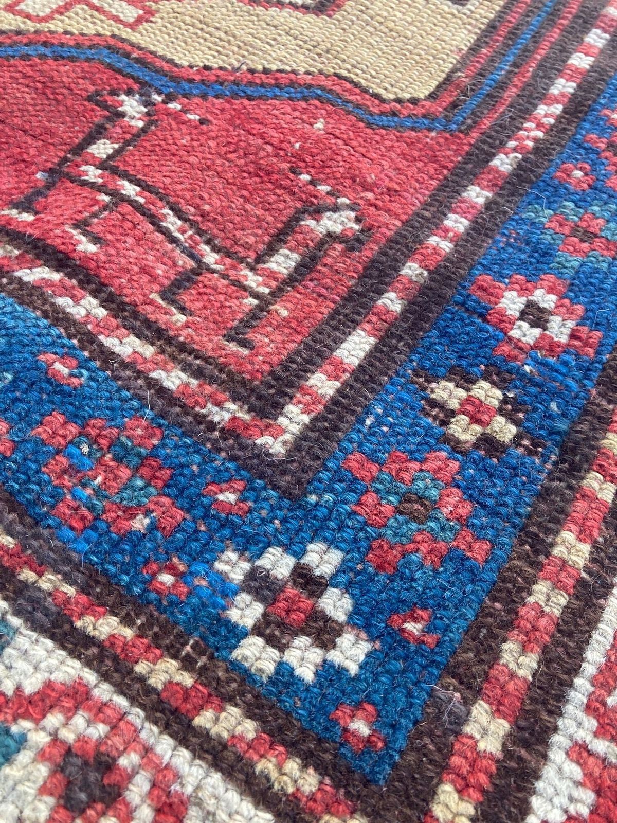 photo furniture Antique Caucasian Chondoresk Rug 1.94m X 1.17m
