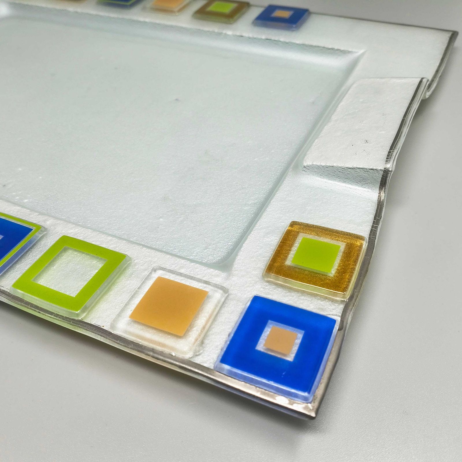 photo furniture 1970s Astonishing Tray By Albatros In Murano Glass. Made In Italy