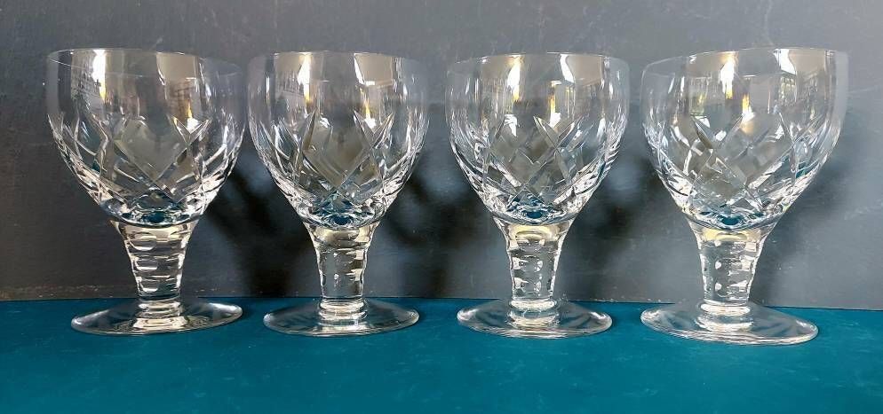A Beautiful Set Of 4 Vintage Stuart Crystal Beau Small Wine Glasses, Made In England, 1970's