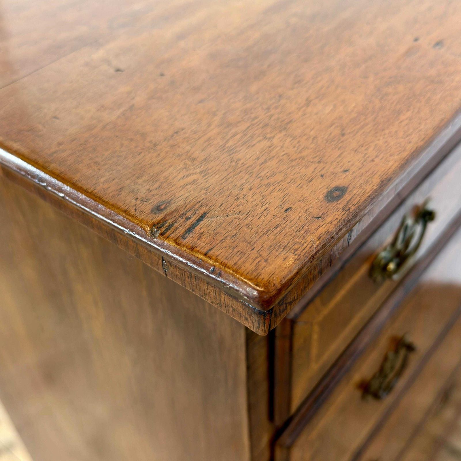 Antique 18th Century Walnut Chest Of Drawers | Antique Storage | Bedroom Drawers | Antique Chest Of Drawer | Walnut Furniture photo vintage