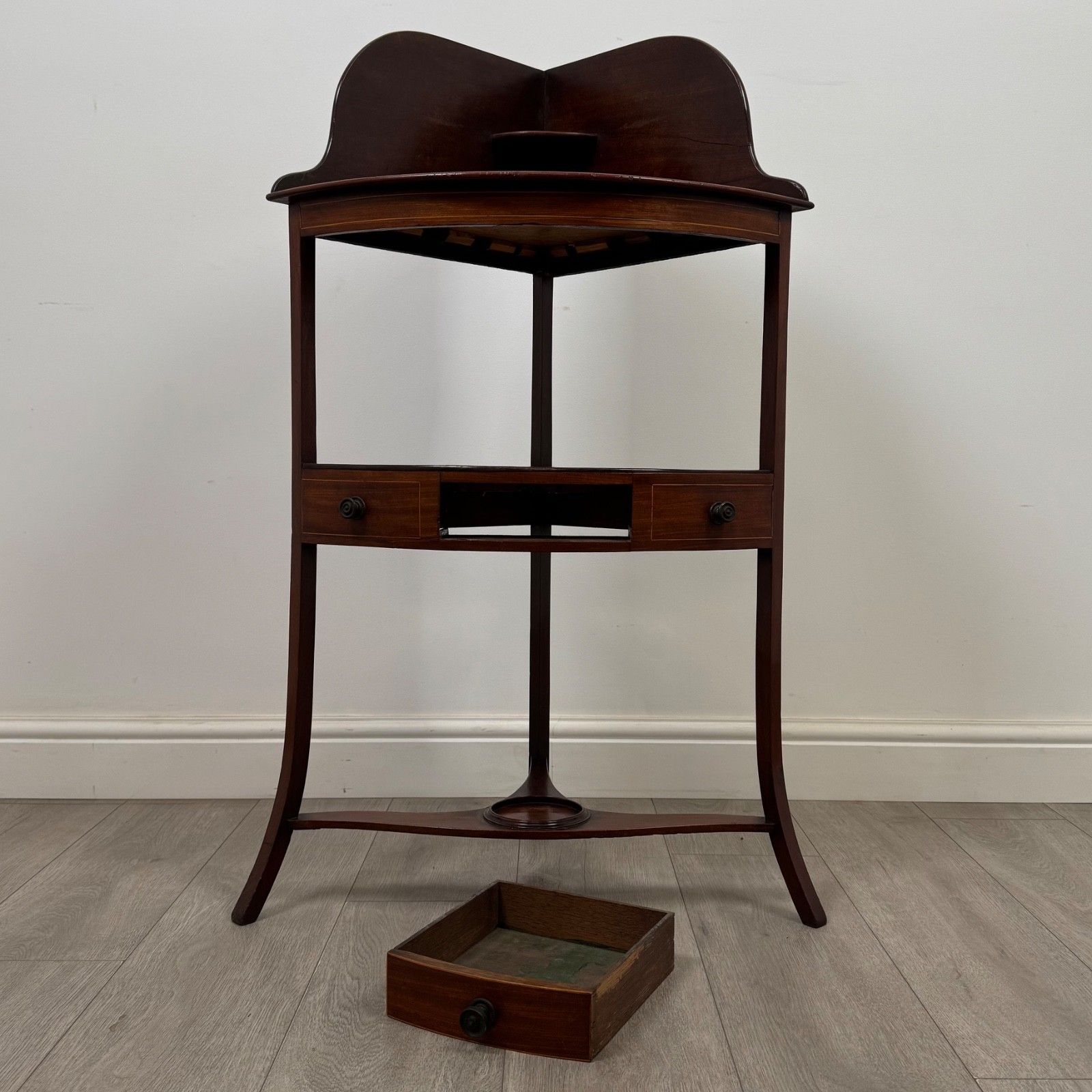 Antique 18th Century Georgian Corner Stand In Mahogany ( Af 5645 ) photo vinterior
