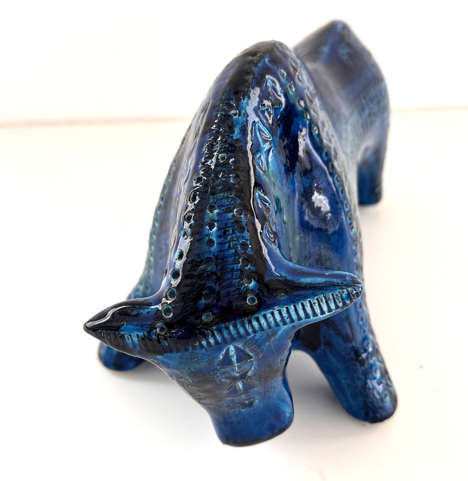photo furniture Italian Midcentury Ceramic Bull Rimini Blu By Aldo Londi For Bitossi, 1960s