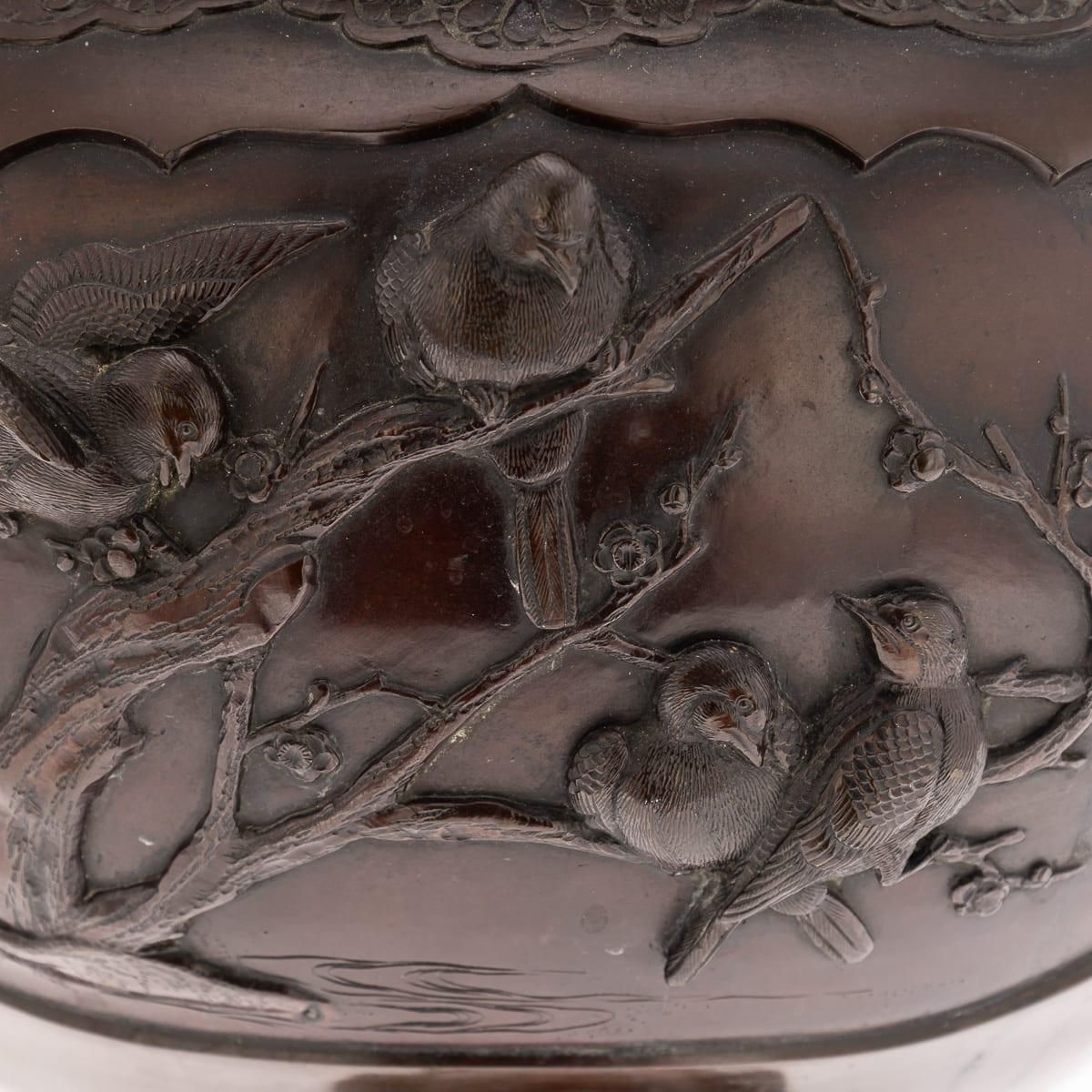 photo furniture Antique 19th Century Japanese Meiji Period Large Bronze Mythological Jardinière
