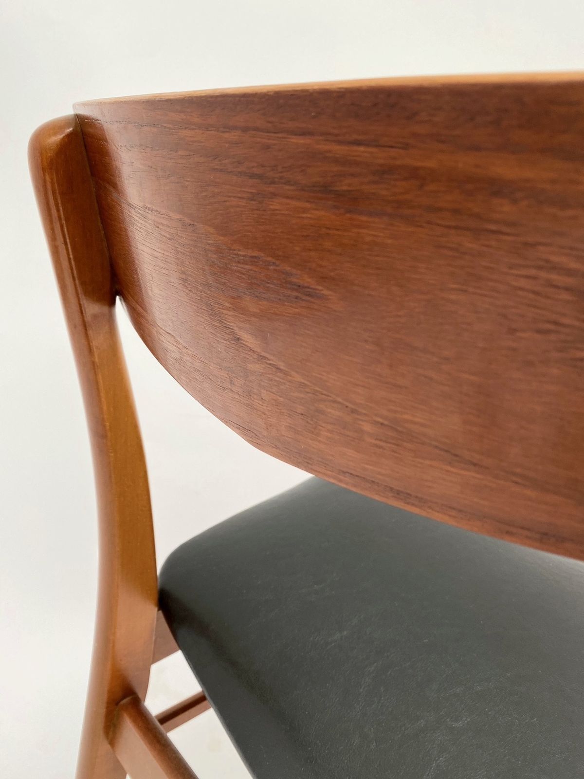Danish Farstrup Set Of 6 Teak & Beech Black Vinyl Dining Chairs Mid Century 1960s photo 1450.0