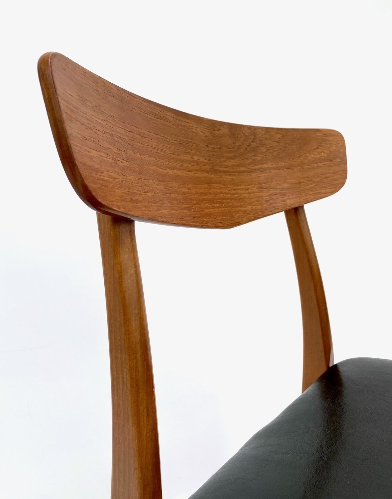 photo furniture Danish Farstrup Set Of 6 Teak & Beech Black Vinyl Dining Chairs Mid Century 1960s