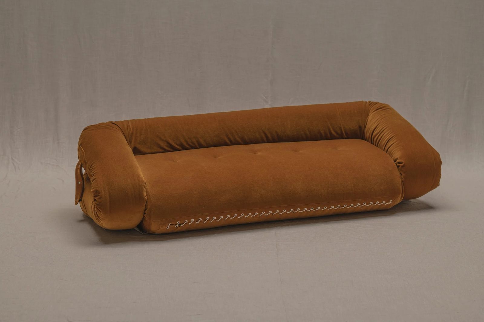Anfibio Three Seater Sofa By Alessandro Becchi For Giovannetti — 1970s