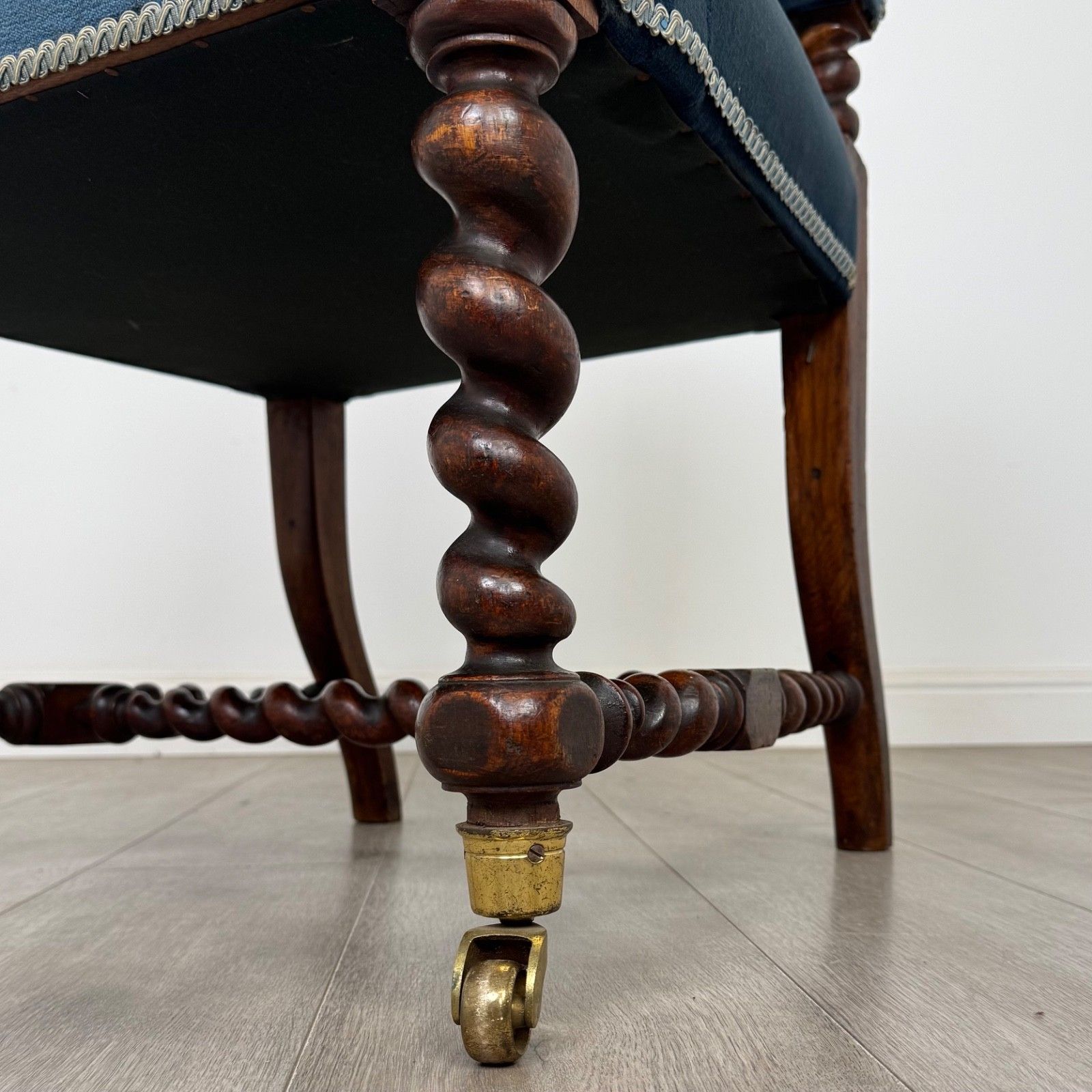 495.0 Antique 19th Century Carved Victorian Armchair In Oak ( Af 5666 ) photo
