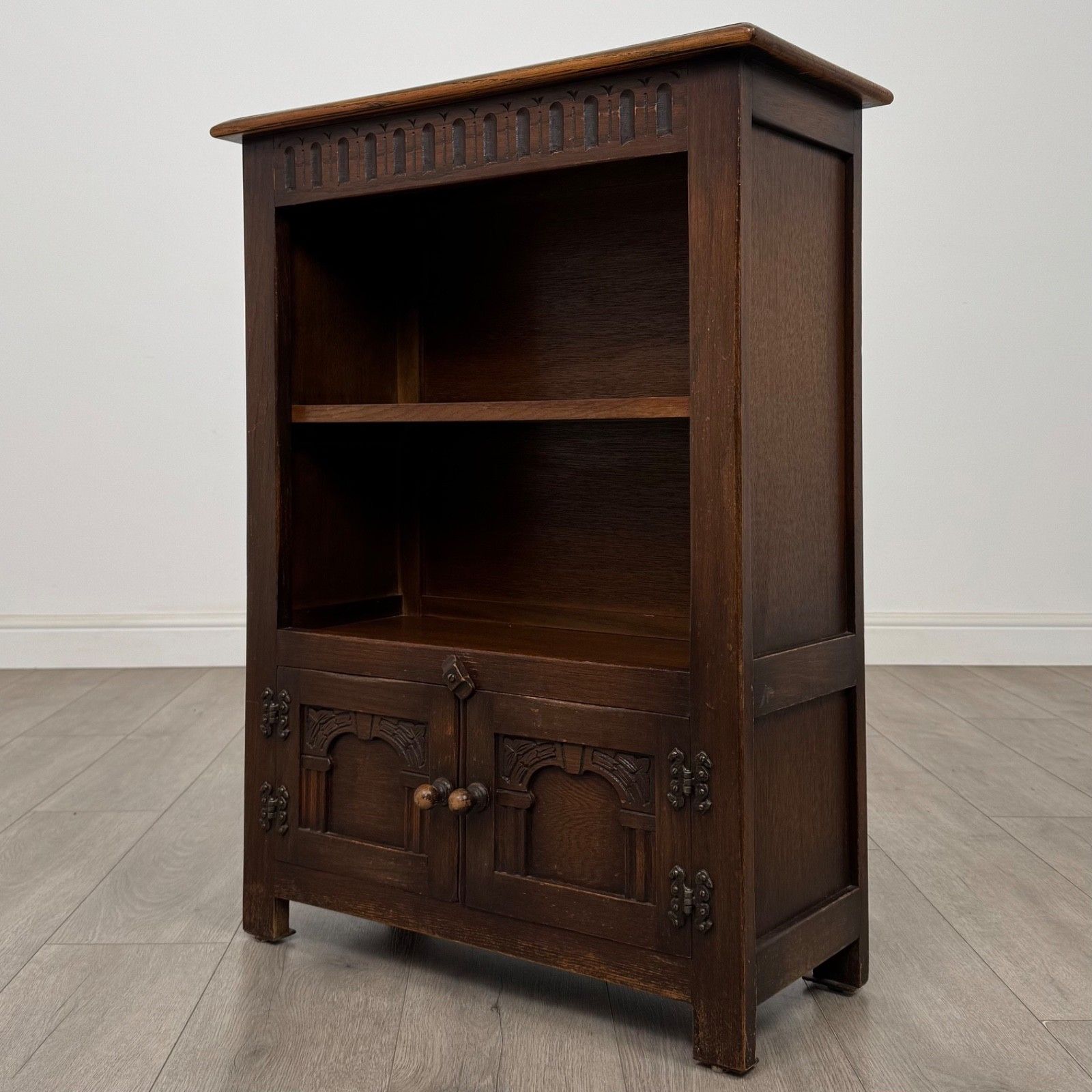 Antique 20th Century Good Quality Small Oak Cabinet ( Af 5615 ) photo for sale