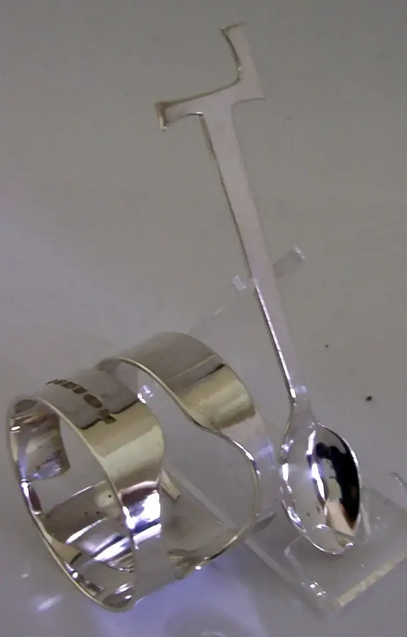 Heavy 71g 'L' Pierced Napkin Ring & 'L' Spoon Cut From It 2000 Superb Design photo furniture