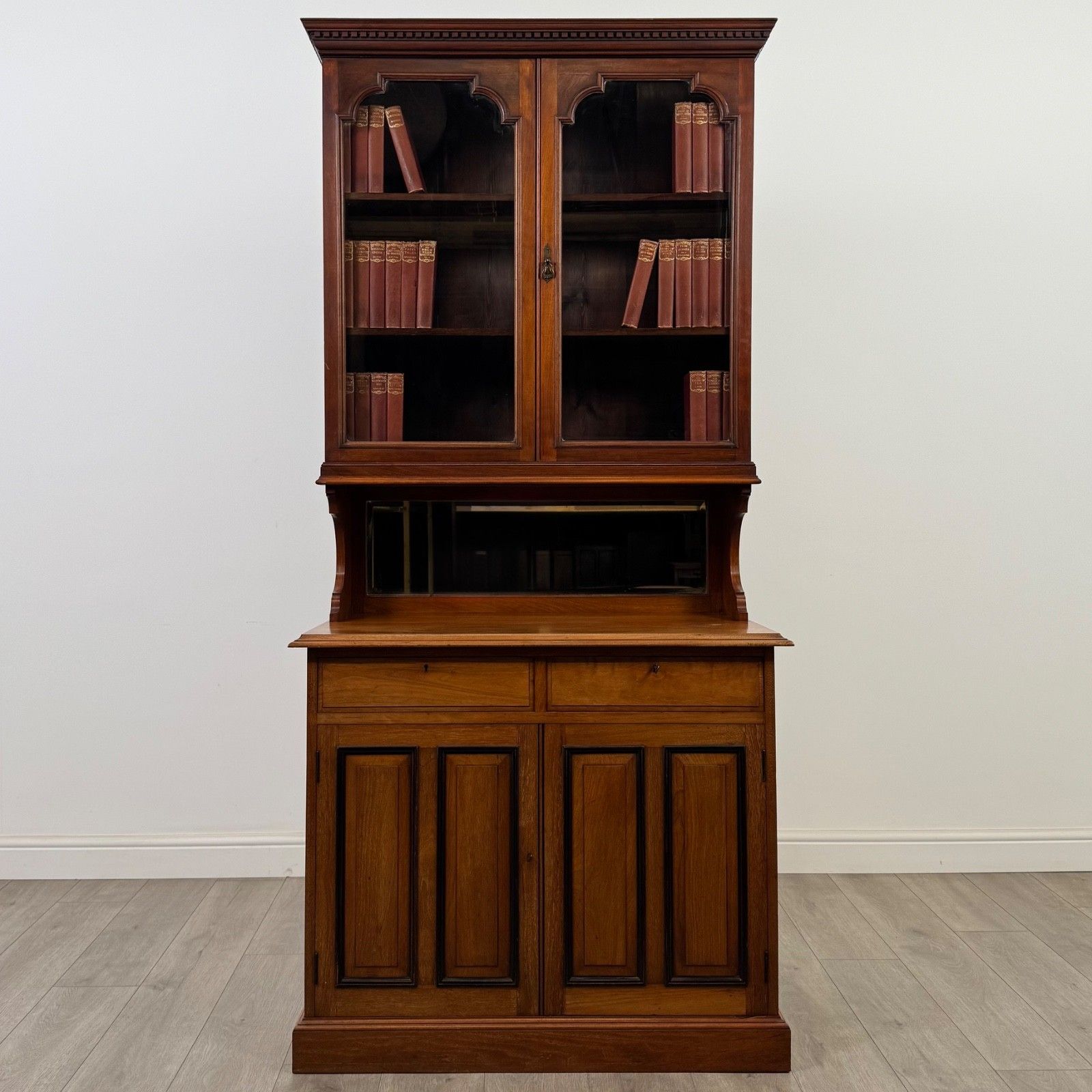 Antique 20th Century Edwardian Bookcase In Walnut ( Af 5660 )
