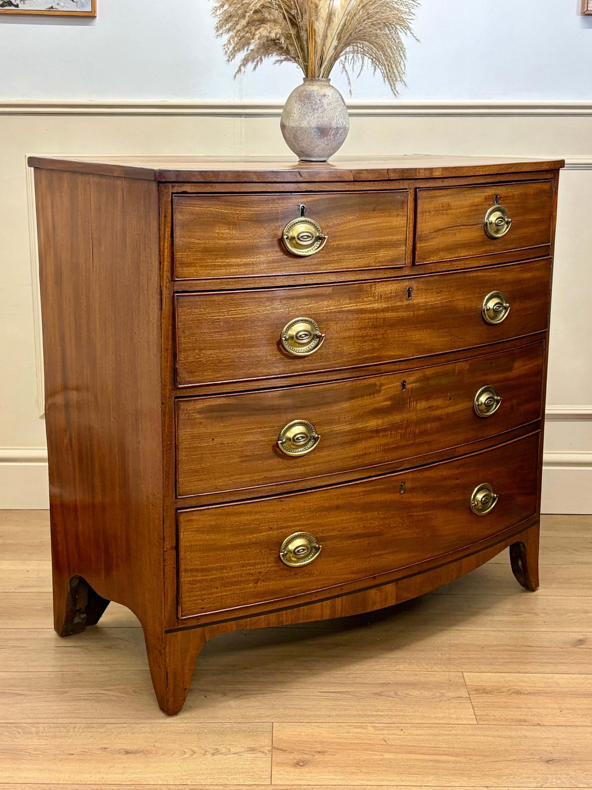 Antique Small George III Mahogany Bow Front Chest Of Drawers photo 545.0