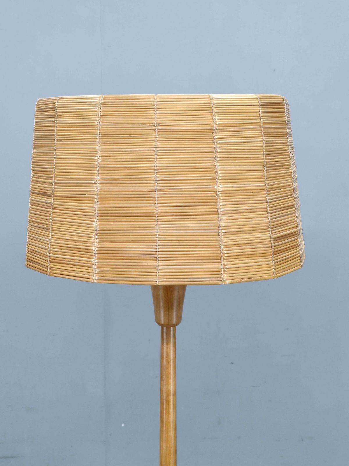 Jan Kalous Uluv Rattan Floor Lamp, Czechoslovakia 1960s photo Lighting