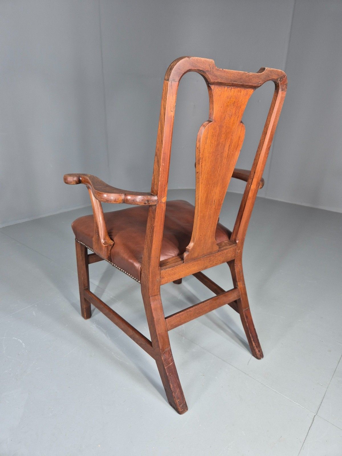 275.0 Antique Georgian Elbow Chair Mahogany Frame Leather Seat Splat Back Eb11933 photo