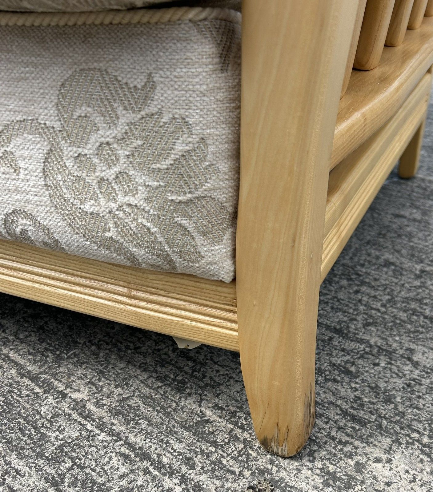 Ercol Blonde Light Ash Palma Pair Of Armchairs Lounge Chairs Pavina Beige Fabric photo 160.0