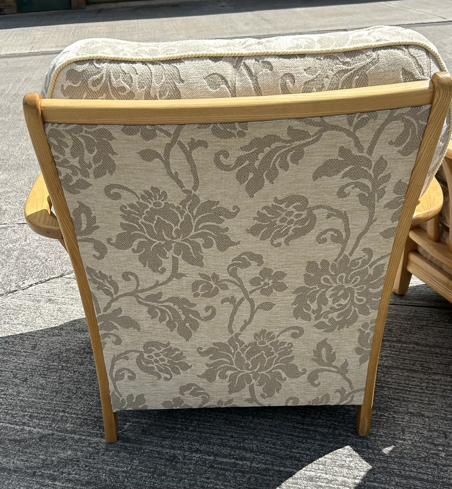 160.0 Ercol Blonde Light Ash Palma Pair Of Armchairs Lounge Chairs Pavina Beige Fabric photo