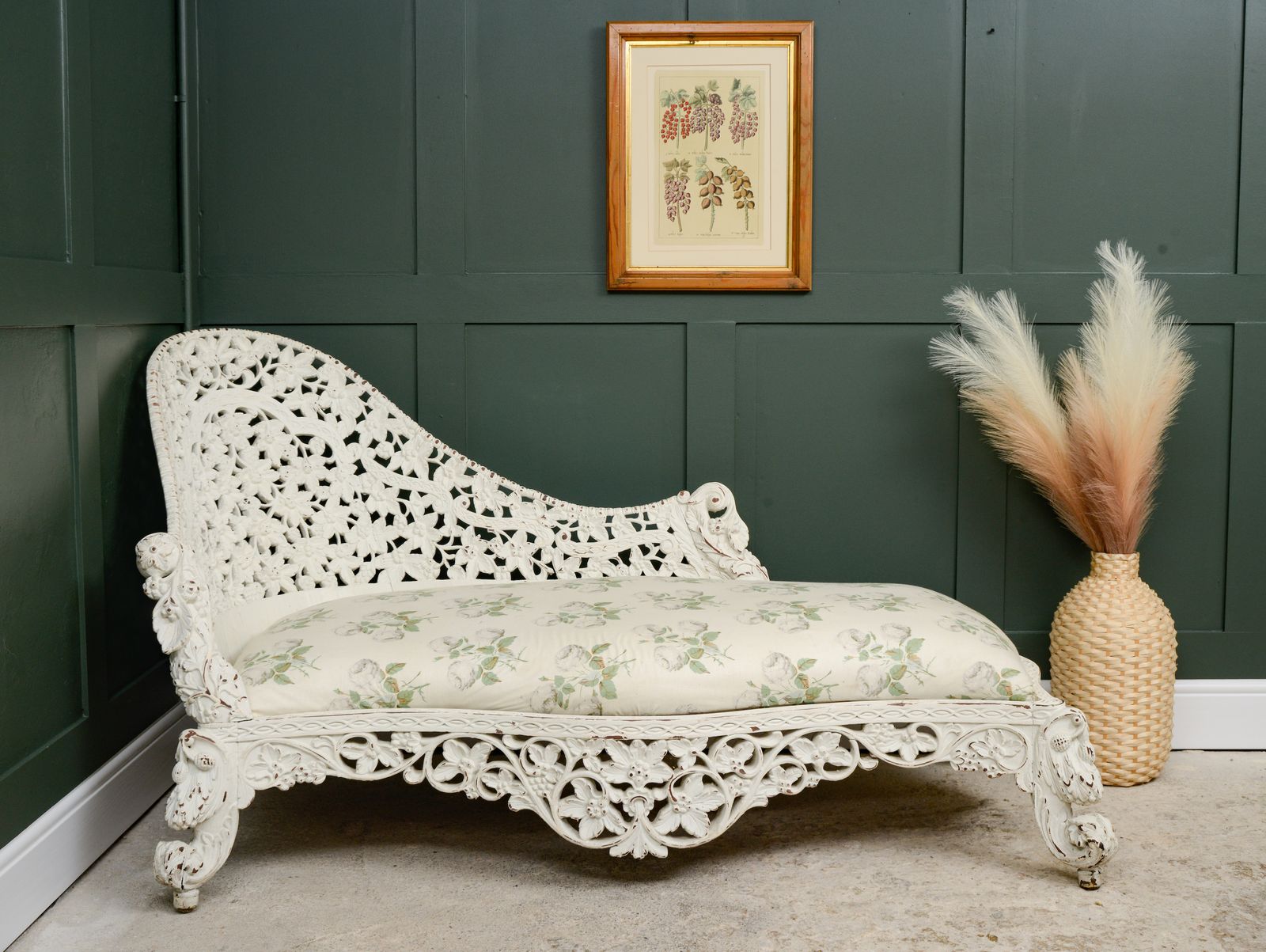 Victorian Carved Wood Chaise Longue Daybed   Anglo Indian   White