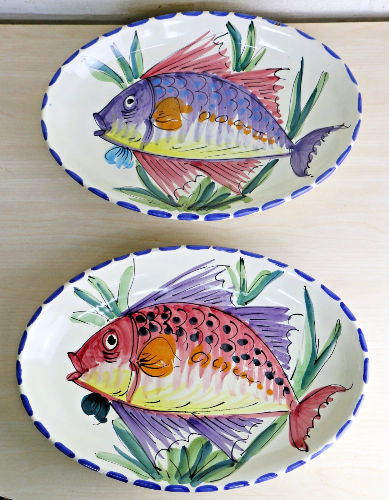 Vintage Italian 2 X Large Vietri Al Mare Pottery Hand Painted Dishes Wall Hanger
