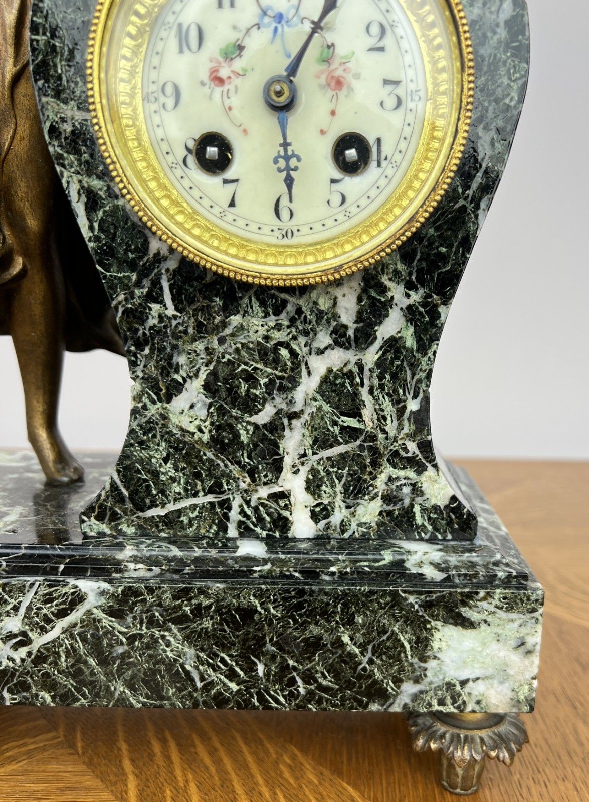 photo furniture Clock Vintage French Style Marble Clock Figurine Garniture Set Lot 6061