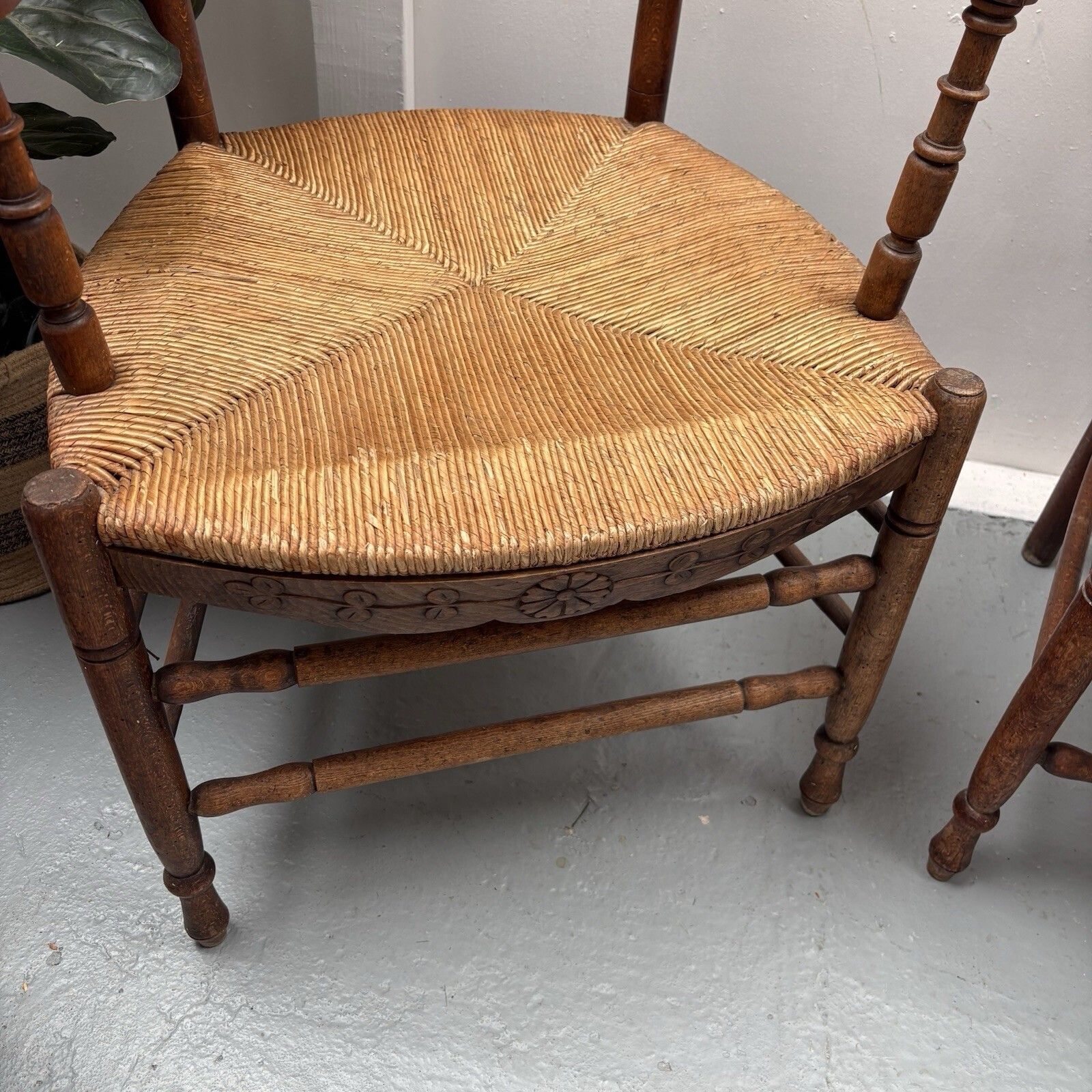Pair Of Provincial French Country Oak Rush Seat Ladderback Carver Dining Chairs photo 240.0