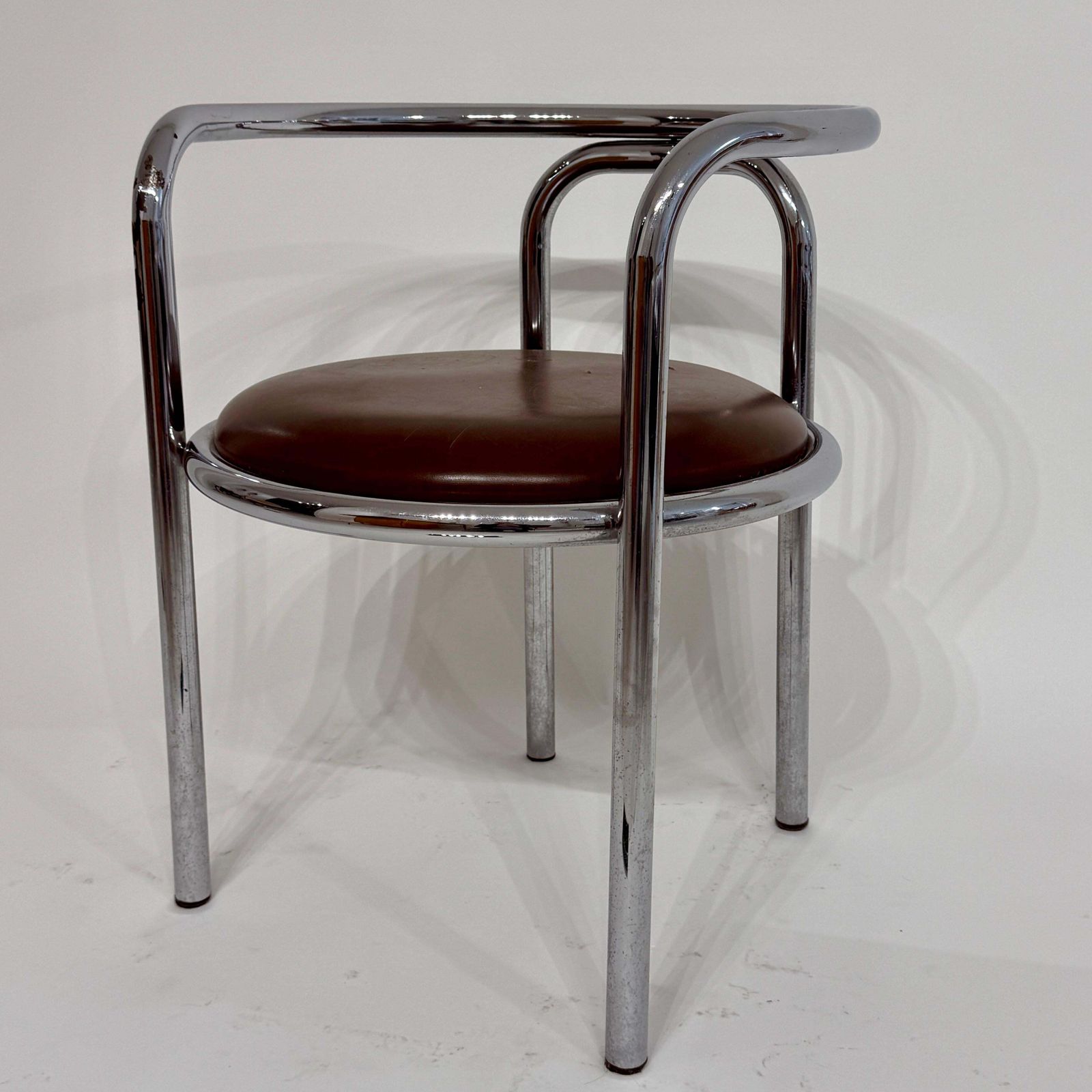 Early Gae Aulenti For Zanotta 'Locus Solus' Tubular Chrome Armchair In Chrome photo Furniture