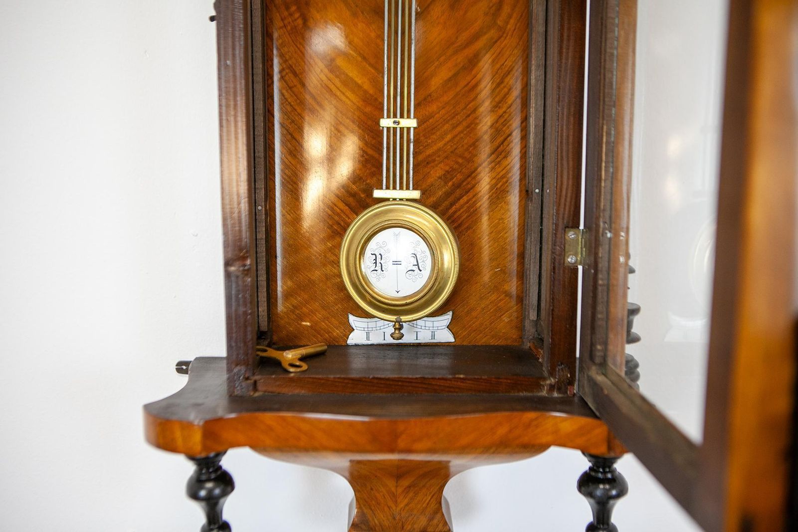 Antique Viennese Wall Clock In Fruit Wood Case, Late 19th Century photo vintage