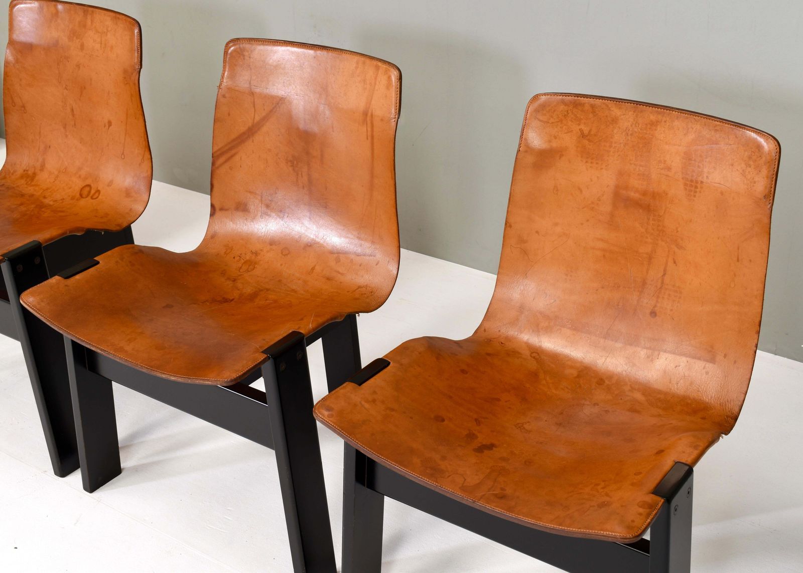 Set Of 4 Mangiarotti For Skipper ‘Tre 3’ Dining Chairs In Cognac Leather   1978 photo buy