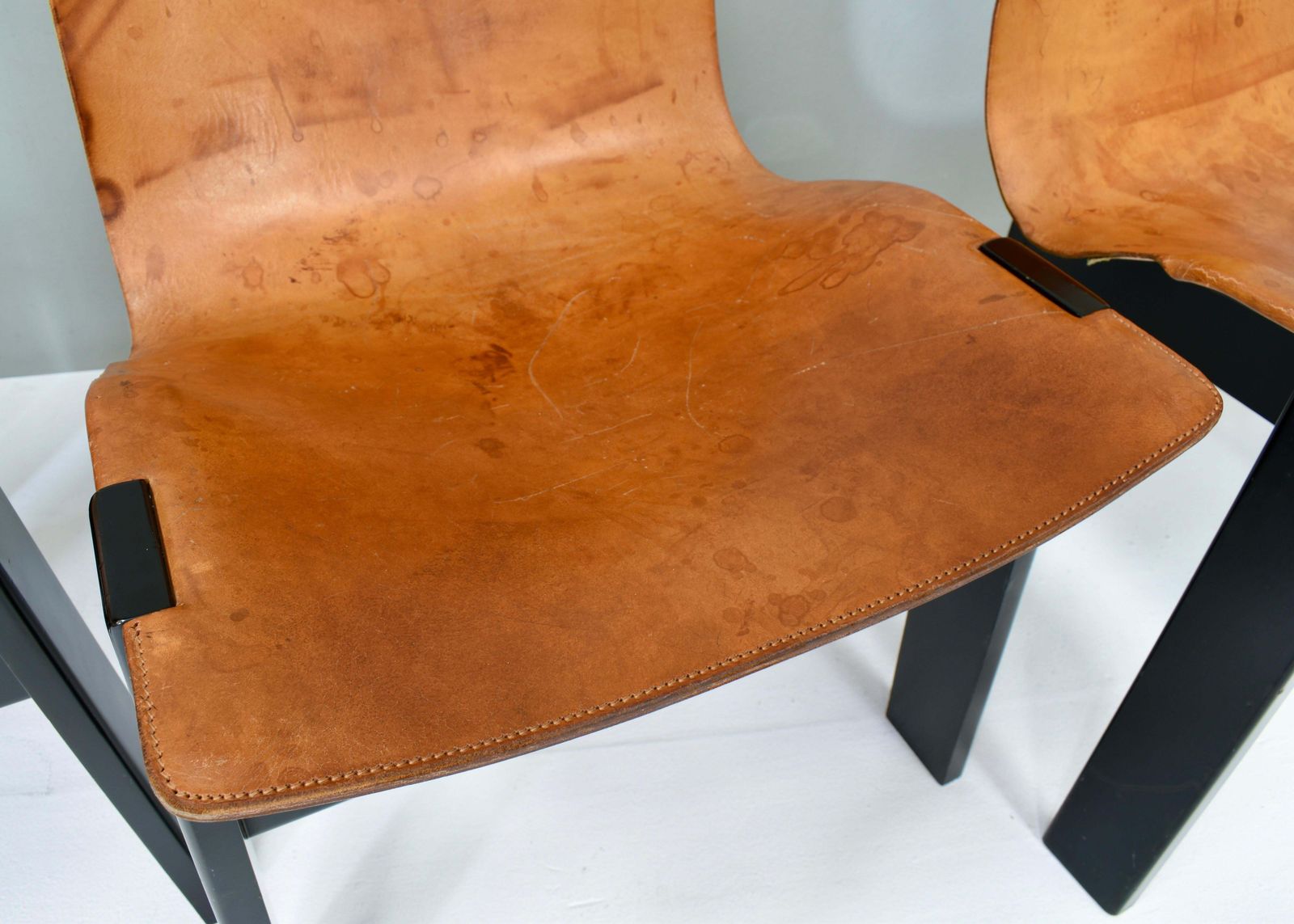 Furniture Set Of 4 Mangiarotti For Skipper ‘Tre 3’ Dining Chairs In Cognac Leather   1978 photo