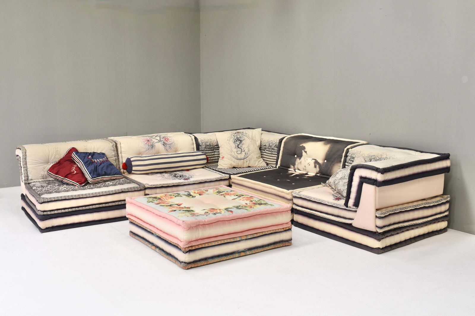 Exclusive Jean Paul Gaultier Edition Mah Jong Sofa By Roche Bobois   France photo 41018.0