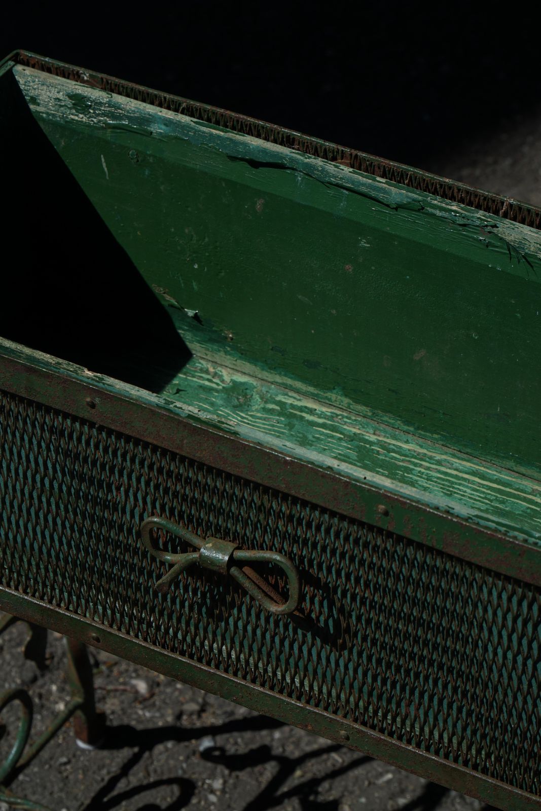 French Art Nouveau, Decorative Vintage Green Metal Garden Planter Box, 1920s photo 489.0
