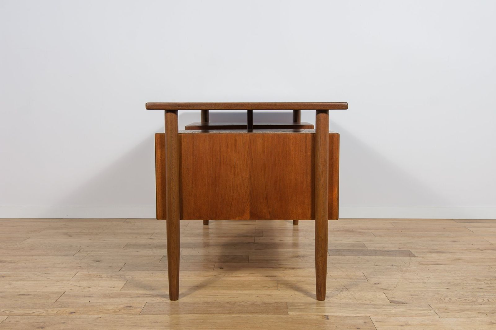 Mid Century Freestanding Teak Desk By Arne Vodder For Sibast, 1960s photo 2765.0