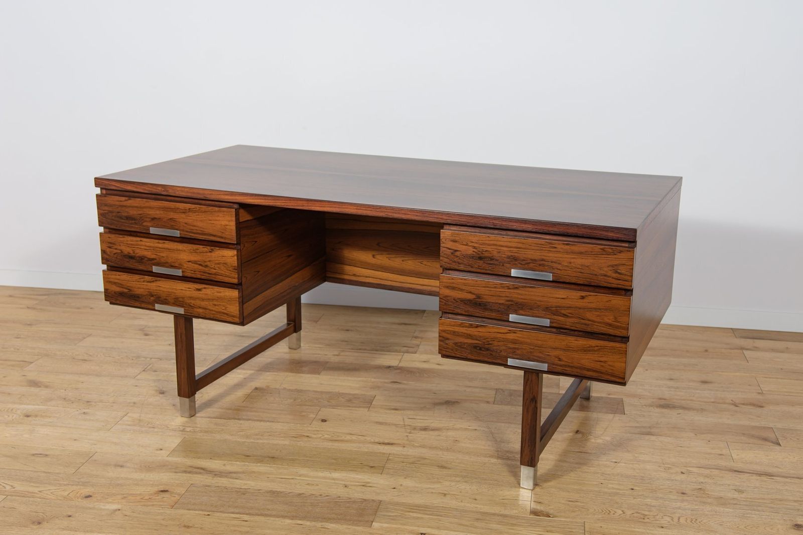 Mid Century Modern Rosewood Desk From Eigil Petersens Møbelfabrik, Denmark, 1970s