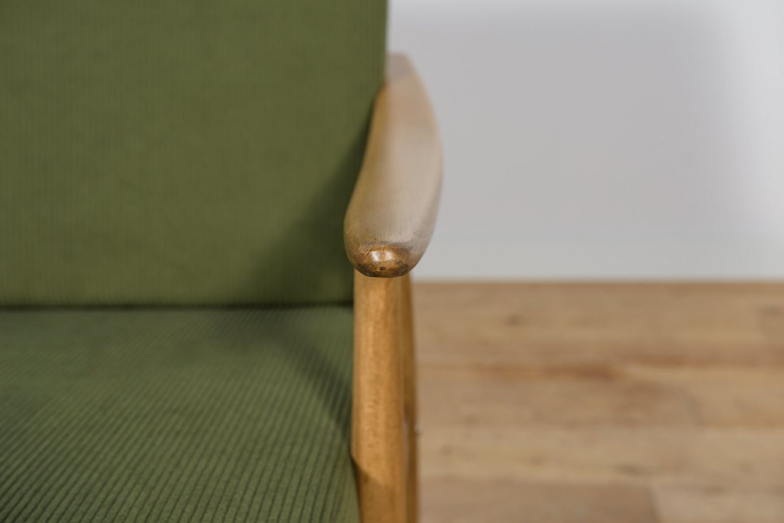 591.0 Mid Century Modern Armchair From Ton, Czechoslovakia, 1960s photo