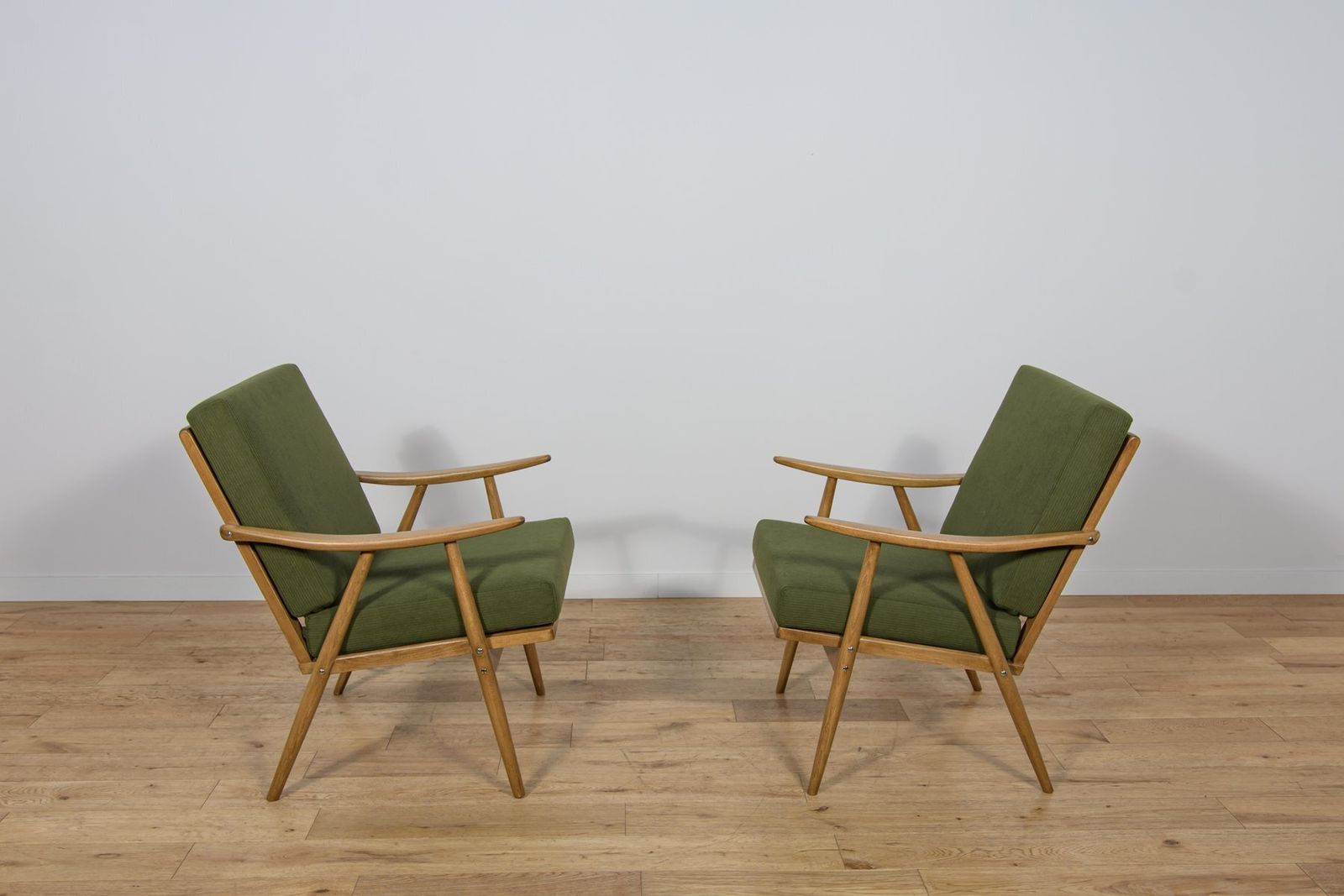 Mid Century Modern Armchairs From Ton, Czechoslovakia, 1960s, Set Of 2 photo vinterior