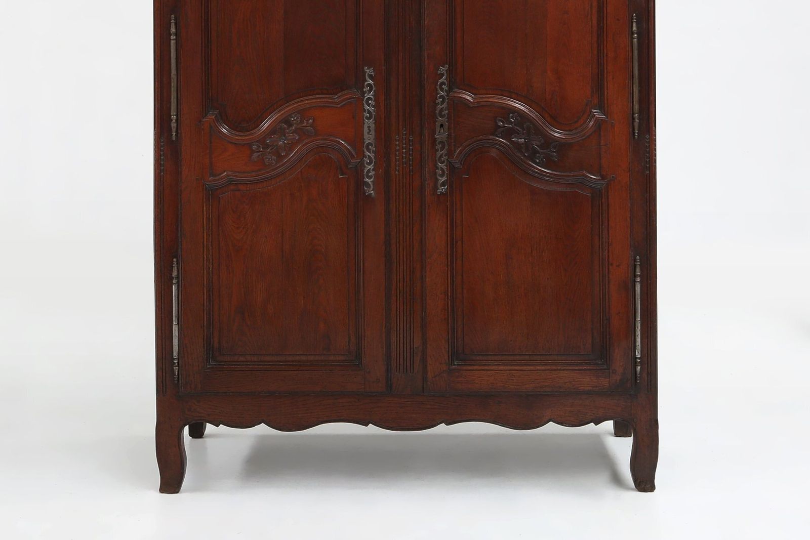 Large French Louis XVI Carved Bridal Wardrobe, 1850s photo 5746.0