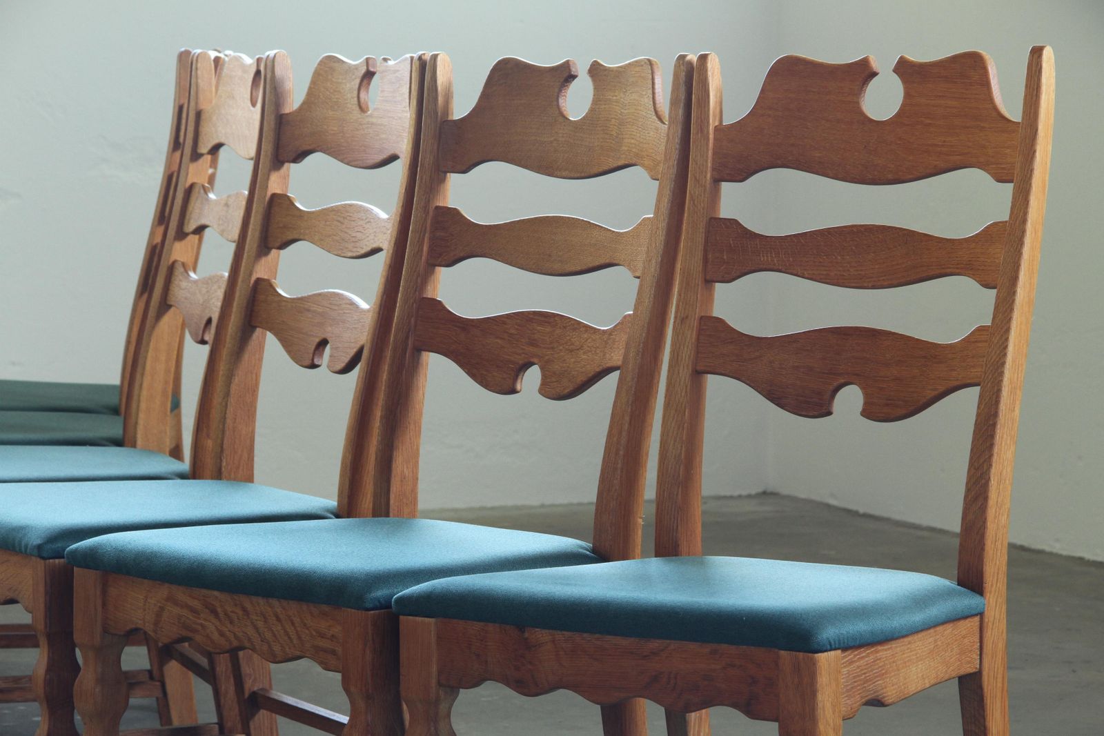 Vintage Set Of Razorblade Dining Chairs High Back, Henning Kjærnulf Denmark 60s photo 2455.0