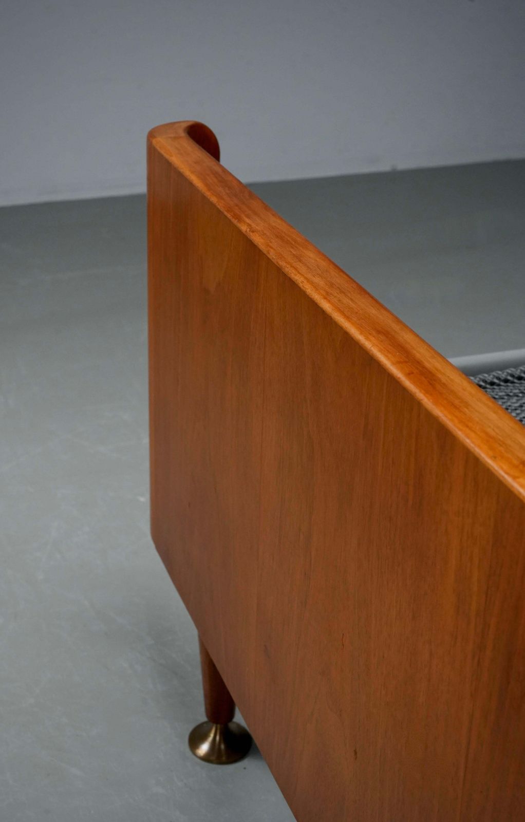 photo furniture Northern European Modern Double Bed With Integrated Floating Nightstands, 1950's