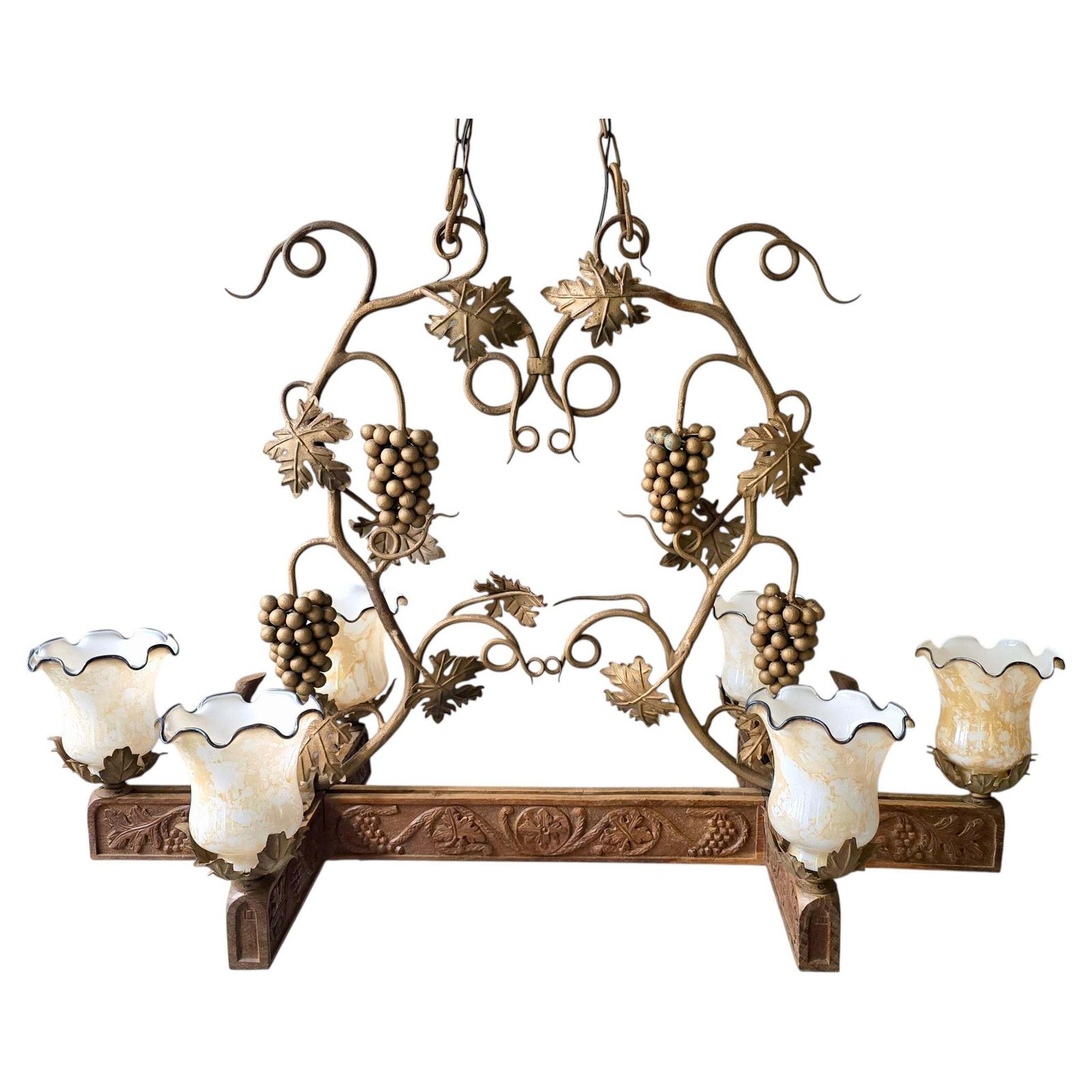 photo vinterior Early 20th Century Art Nouveau Grapevine Chandelier In Carved Wood, Metal, Glass
