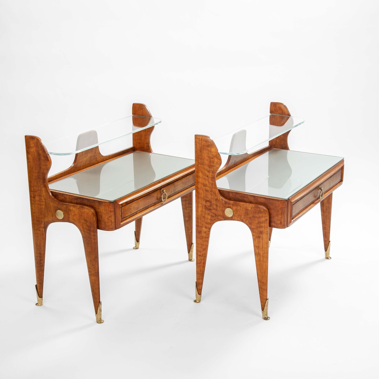 photo furniture Pair Of Italian Mid Century Light Footed Bed Side Tables Elm Glass Brass 1950s