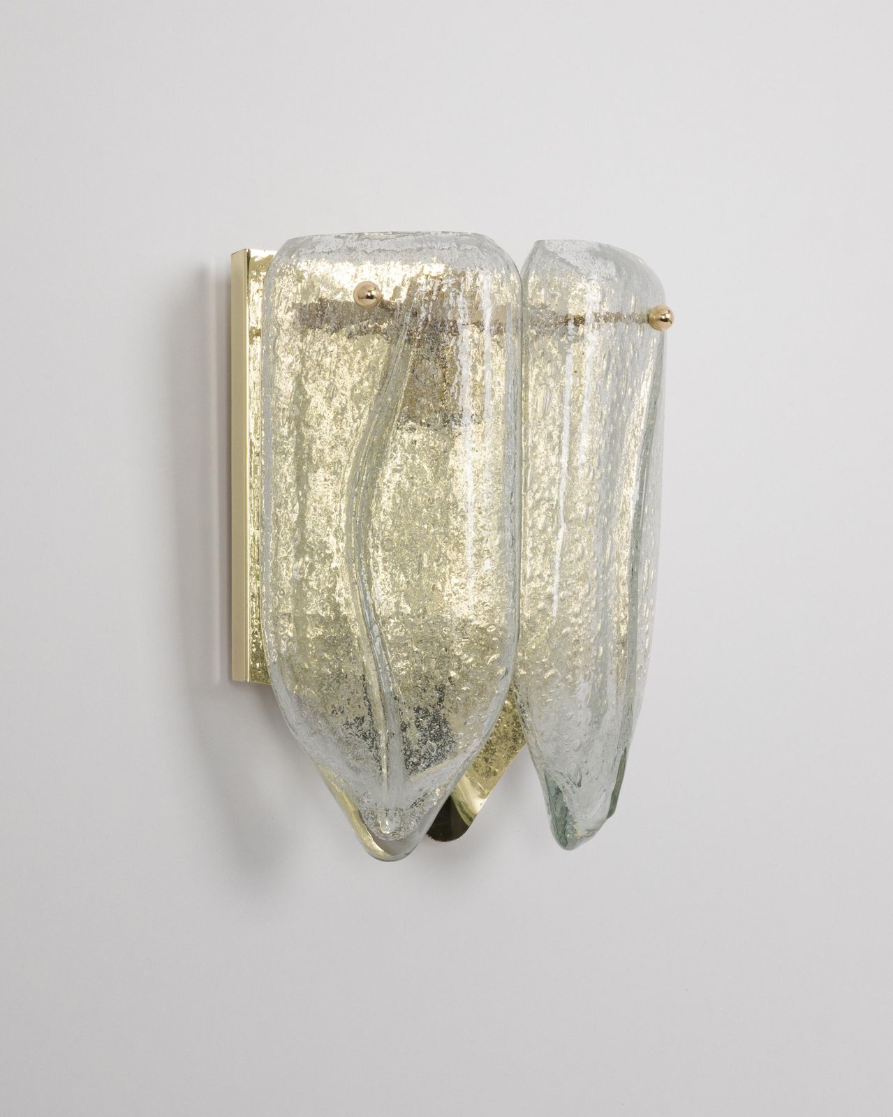 1 van 4 messing wandlampen met Murano-glas van Doria, Duitsland, 1960 photo furniture