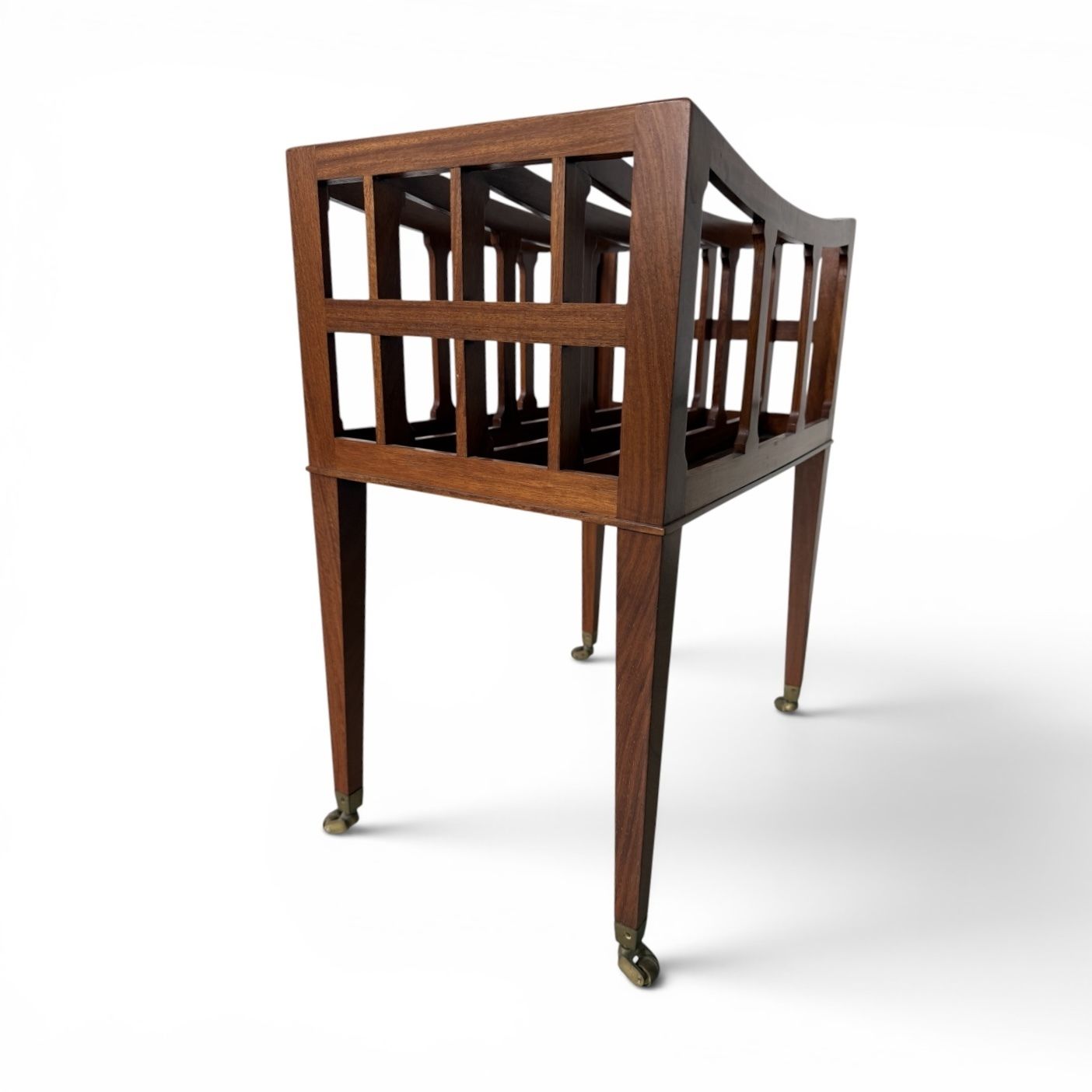 photo vintage William Tillman George III Style Flame Mahogany Canterbury Magazine Rack, England, Late 20th Century