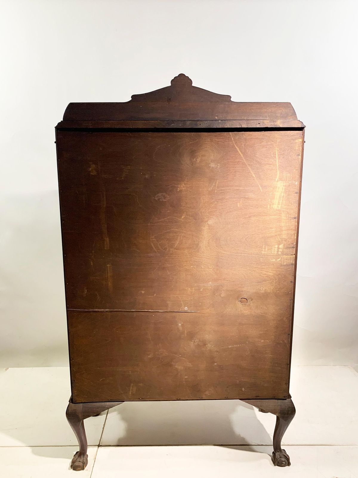 Edwardian Chippendale Bow Front Display Cabinet With Ball & Claw Feet, Circa1910 photo vinterior
