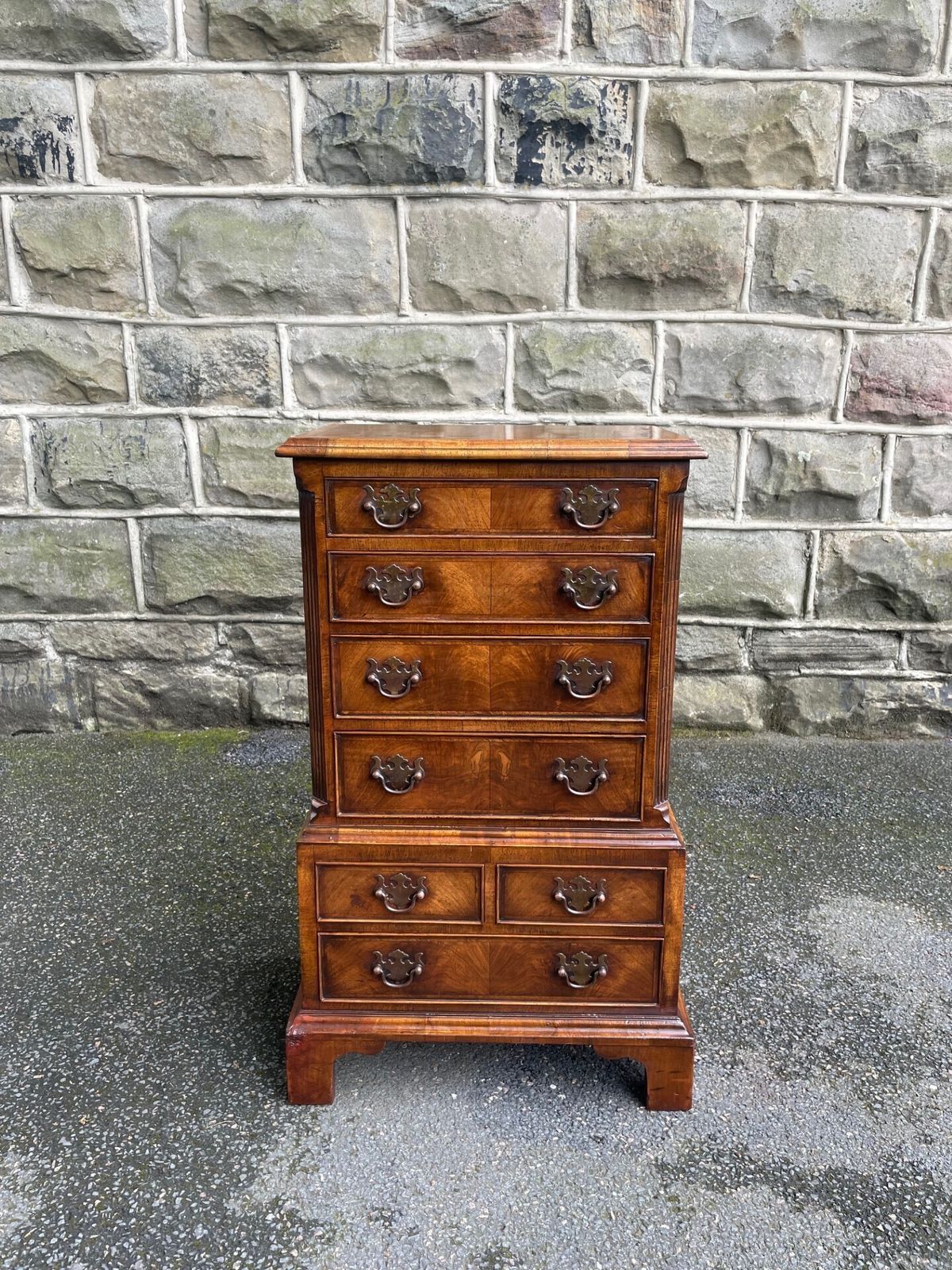 Antique Figured Walnut Small Chest Of Drawers photo vinterior