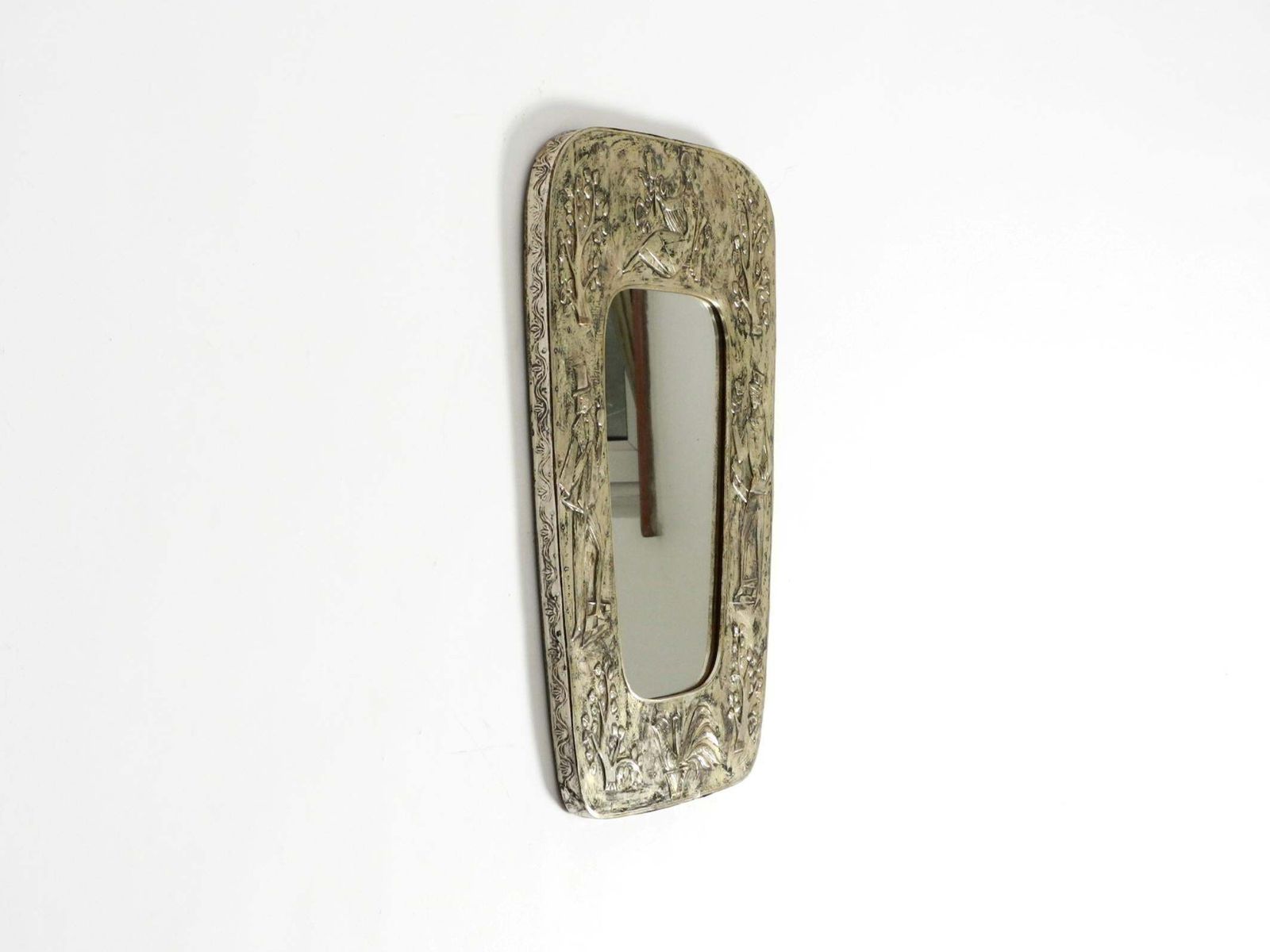 Mid-Century Modern wandspiegel met verzilverd frame photo Woonaccessoires